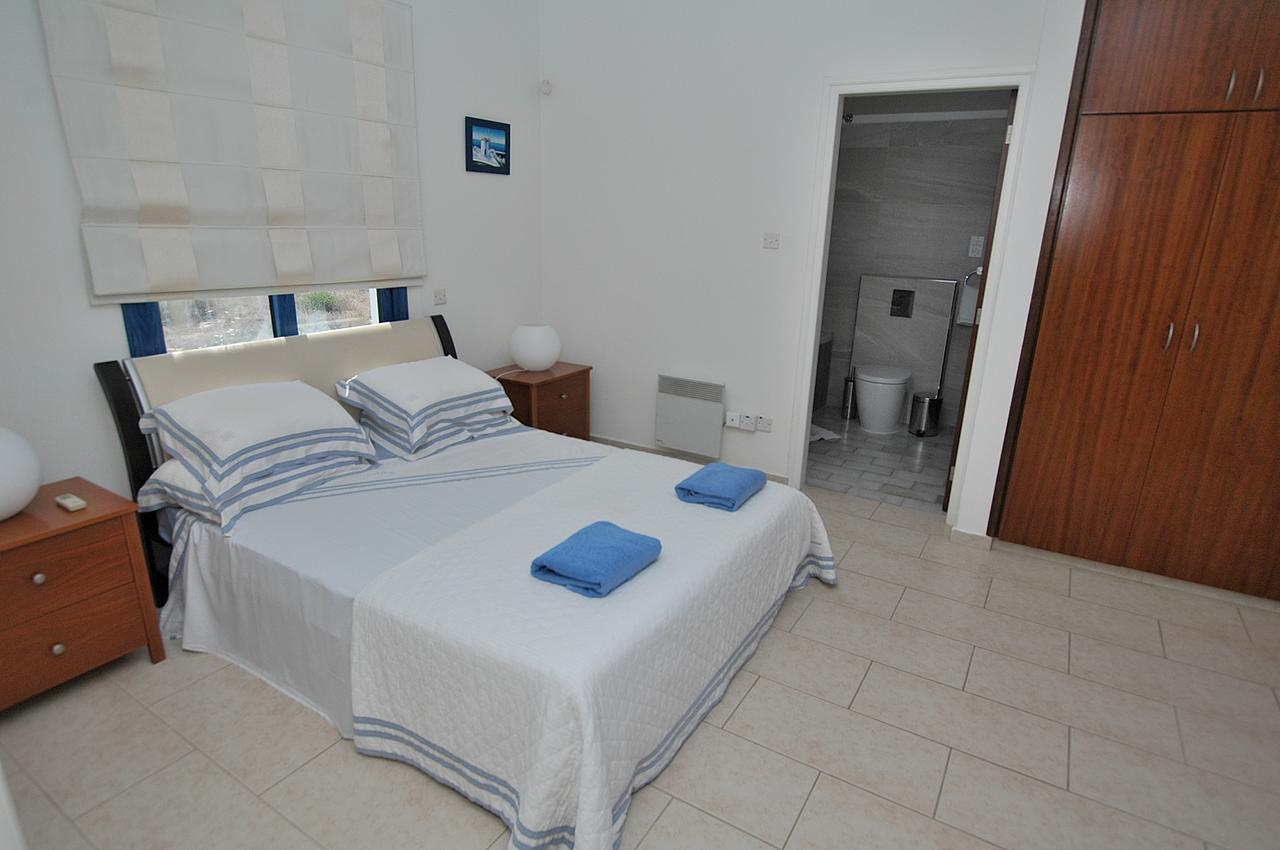 Kymmates Beach Front Villas Paphos Kültér fotó